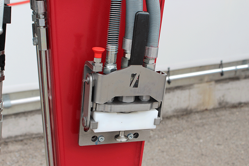 M&V Lock Schnellwechsler am Yanmar Vio 50-6B Minibagger für schnellen, sicheren und werkzeuglosen Wechsel von Anbaugeräten