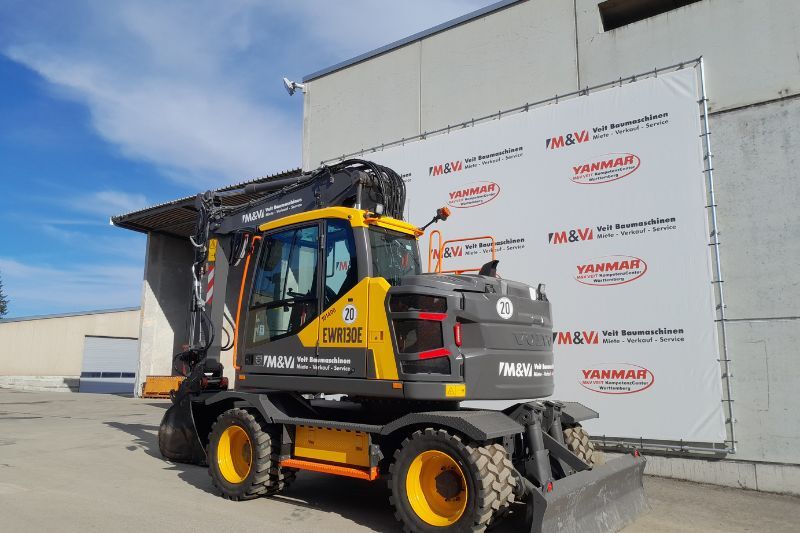 Mieten Sie den EWR 130E Volvo Mobilbagger