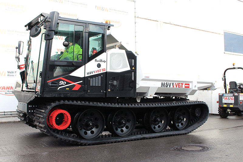 PowerBully 9D Kettendumper zur Miete – leistungsstarkes Baustellenfahrzeug für Transportarbeiten im Gelände, flexibel und zuverlässig einsetzbar