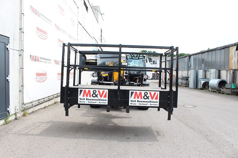 Dieci Icarus 45.17 Teleskoplader mit  Personenkorb im Einsatz für sicheres Arbeiten in großer Höhe auf der Baustelle