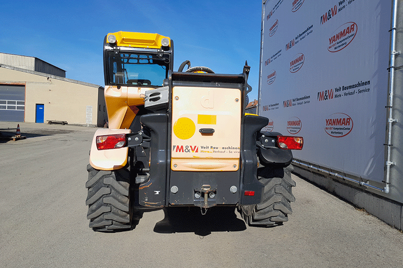 Heckansicht des Dieci Teleskopladers 40.17 – robuste Bauweise mit massivem Heck für sicheren und stabilen Einsatz