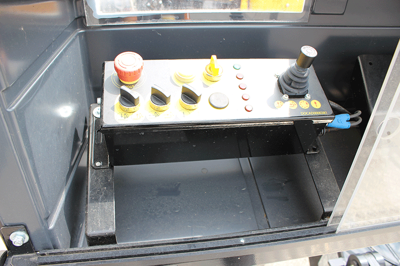 Intuitive Bedienung des Dieci Icarus 45.17 zur Miete im Baustelleneinsatz