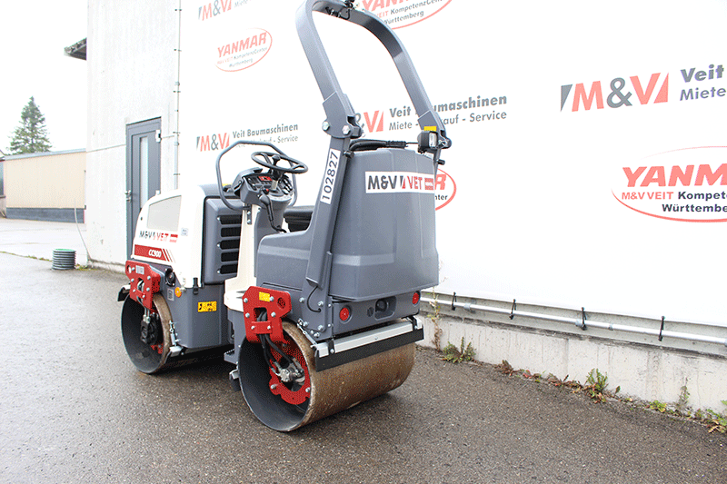 Bei uns mieten - Die Dynapac CC 900 Tandemwalze