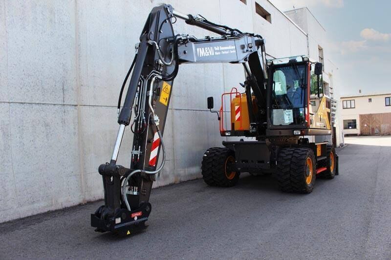 Mobilbagger EWR170E von vorne
