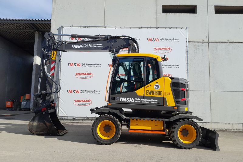 Standardbild des Mobilbaggers 130E OQ65 von Volvo
