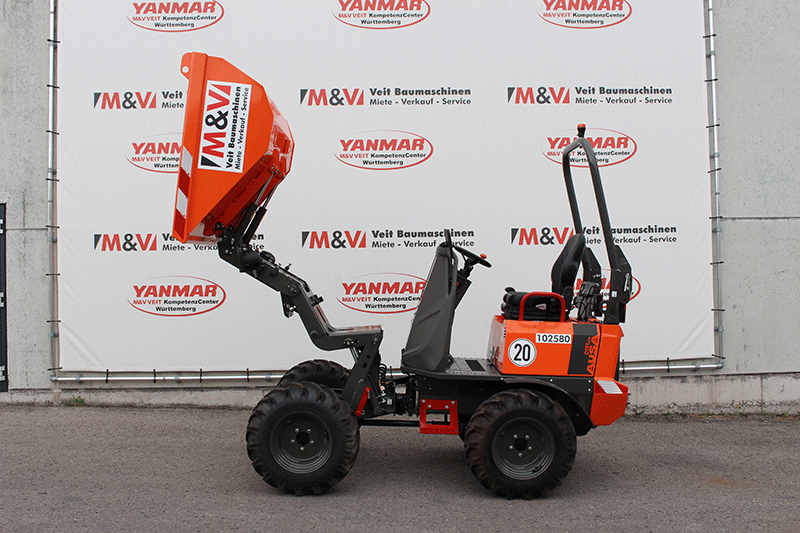 Hochkippfunktion des AUSA D 151 AHA Raddumpers für präzises Entladen auf großer Höhe