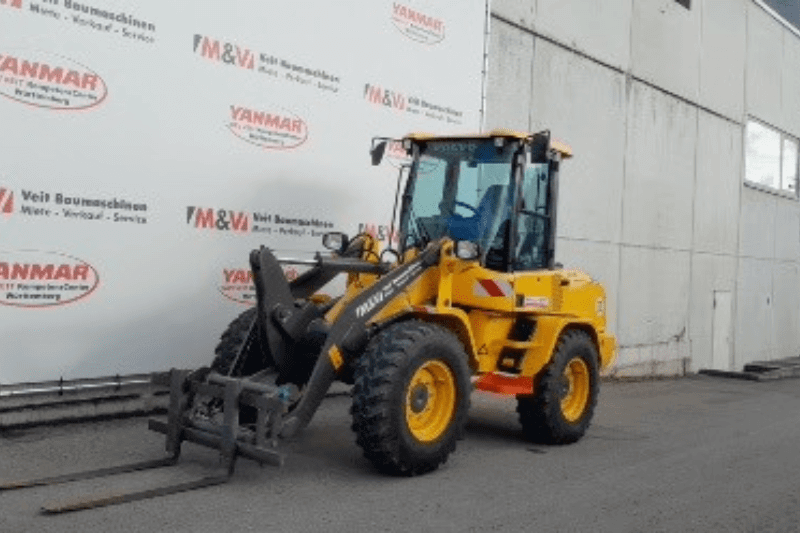 Standardbild des Radladers Volvo L30G