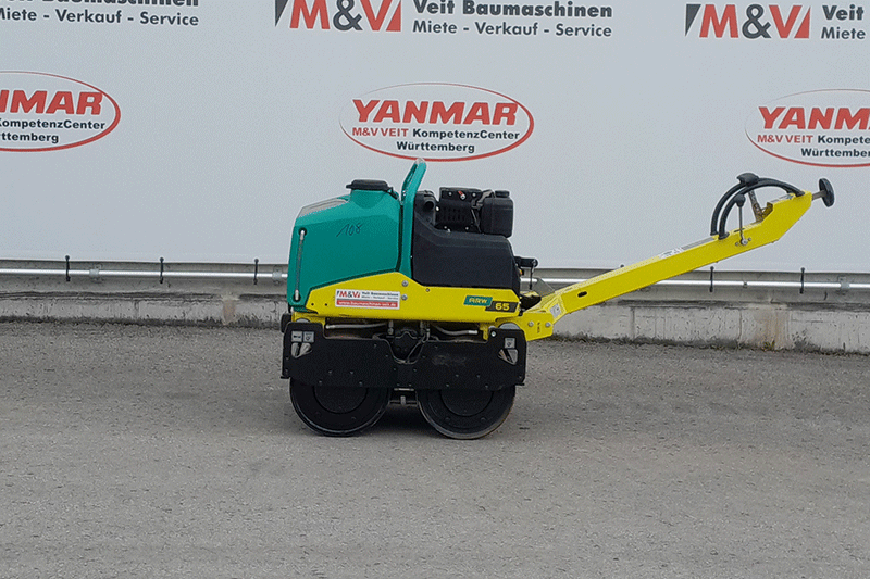 Seitenansicht des Ammann Handwalze ARW 65