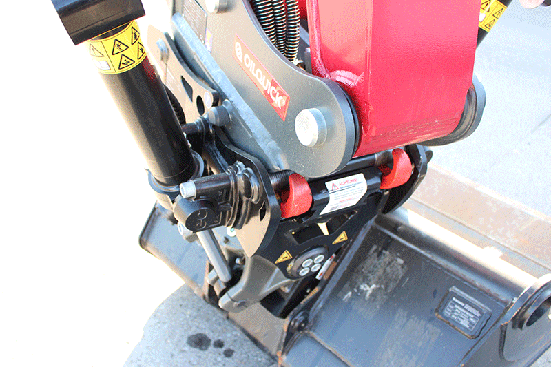 OilQuick Tiltrotator E09M OQ 45-5 zur Miete – vollhydraulischer Tiltrotator mit OQ45 Schnellwechsler für Bagger im Tiefbau, GaLaBau und Straßenbau, flexibel einsetzbar und sofort verfügbar.